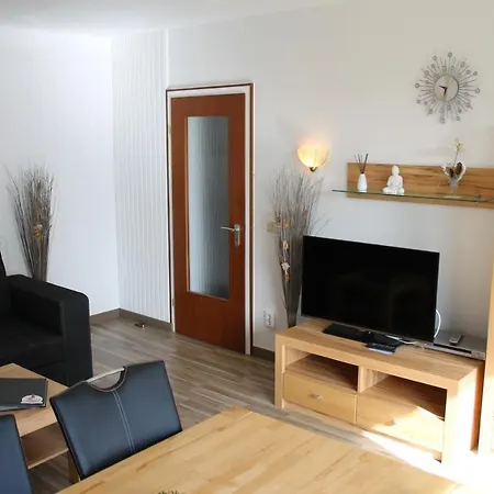 Apartment Busumer Ferien Nordseestrasse